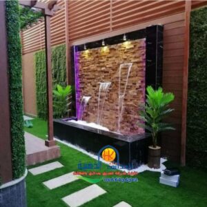 عشب وشلالات ونوافير
